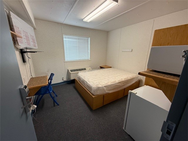 2 Units - Modular Trailer Mounted Buildings with 30 Jack & Jill Rooms and 4 Private Ensuite Rooms